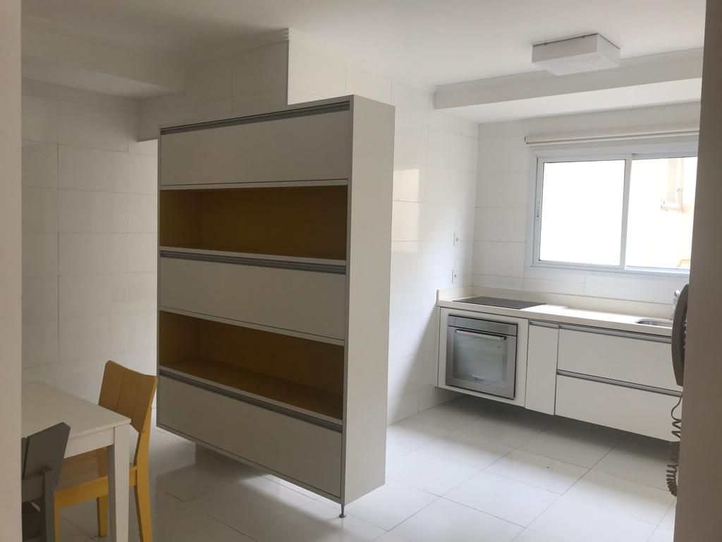 Apartamento para alugar com 3 quartos, 98m² - Foto 7