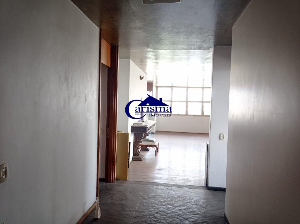 Apartamento para alugar com 3 quartos, 290m² - Foto 11