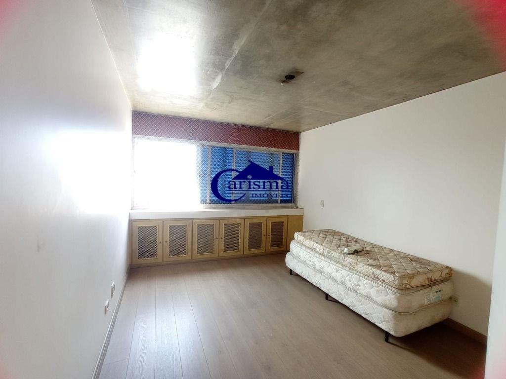 Apartamento para alugar com 3 quartos, 290m² - Foto 9