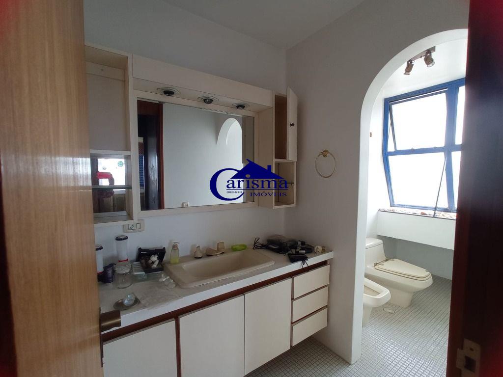 Apartamento para alugar com 3 quartos, 290m² - Foto 20