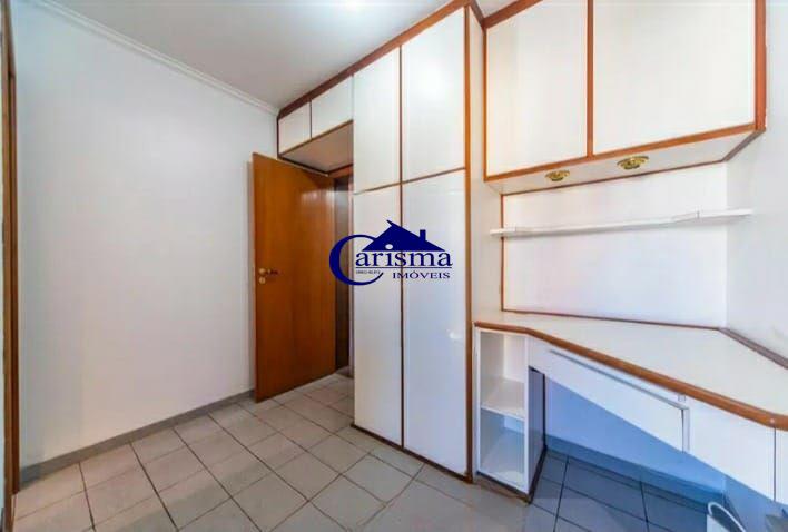 Apartamento para alugar com 3 quartos, 160m² - Foto 19