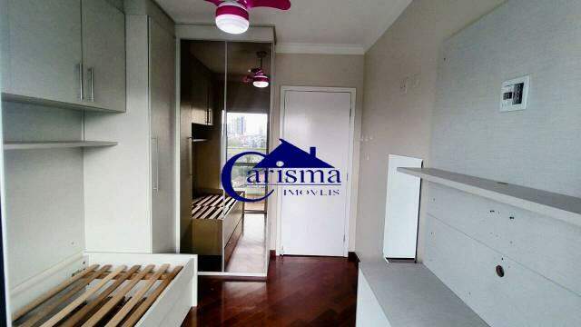 Apartamento para alugar com 3 quartos, 107m² - Foto 11