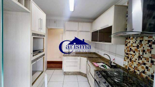 Apartamento para alugar com 3 quartos, 107m² - Foto 8