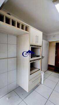 Apartamento para alugar com 3 quartos, 107m² - Foto 7