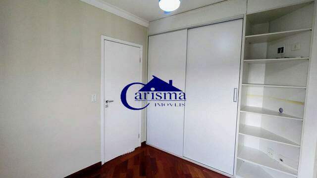 Apartamento para alugar com 3 quartos, 107m² - Foto 12