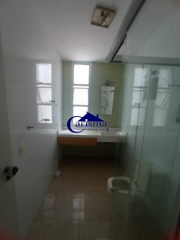 Apartamento para alugar com 3 quartos, 205m² - Foto 29