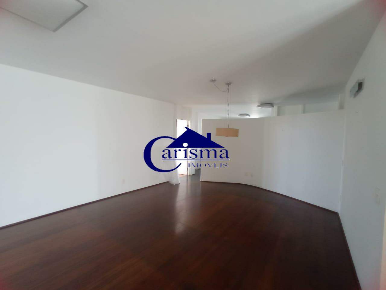 Apartamento para alugar com 3 quartos, 205m² - Foto 12