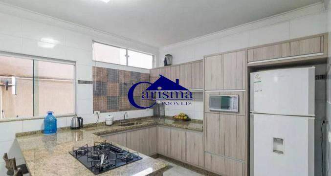 Sobrado para alugar com 3 quartos, 266m² - Foto 7