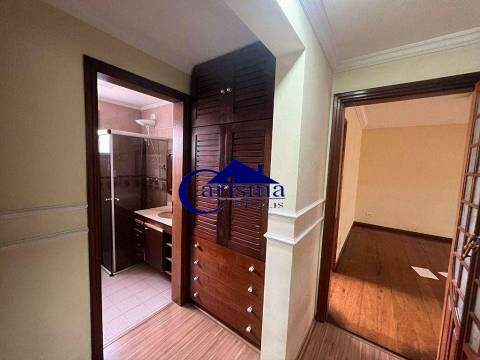 Apartamento para alugar com 3 quartos, 180m² - Foto 13