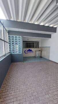 Casa para alugar com 3 quartos, 250m² - Foto 25