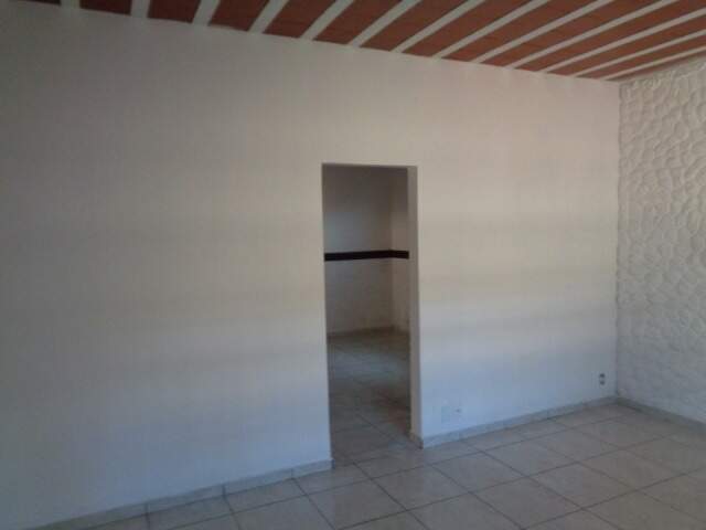 Casa para aluguel no Salgado Filho: 