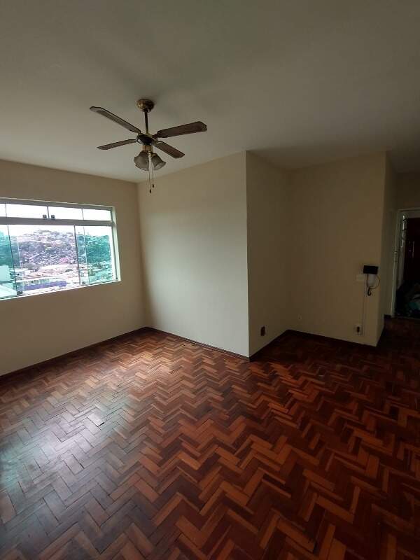 Apartamento para aluguel no Carlos Prates: 