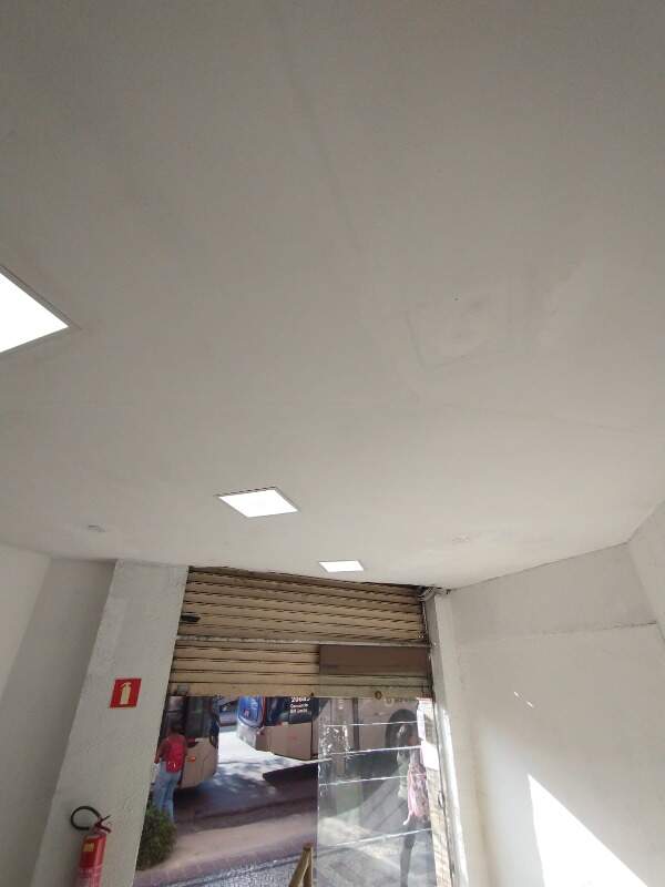 Comercial para aluguel no Centro: 