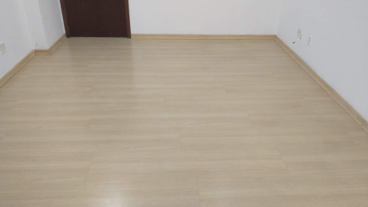 Sala para aluguel no Lourdes: 