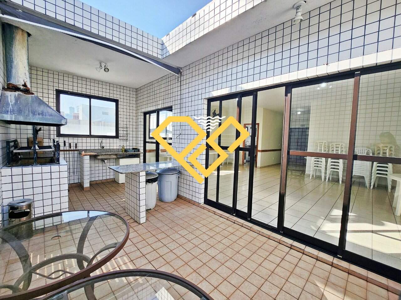 SOLARIUM E ESPAÇO GOURMET DO SALÃO DE FESTAS