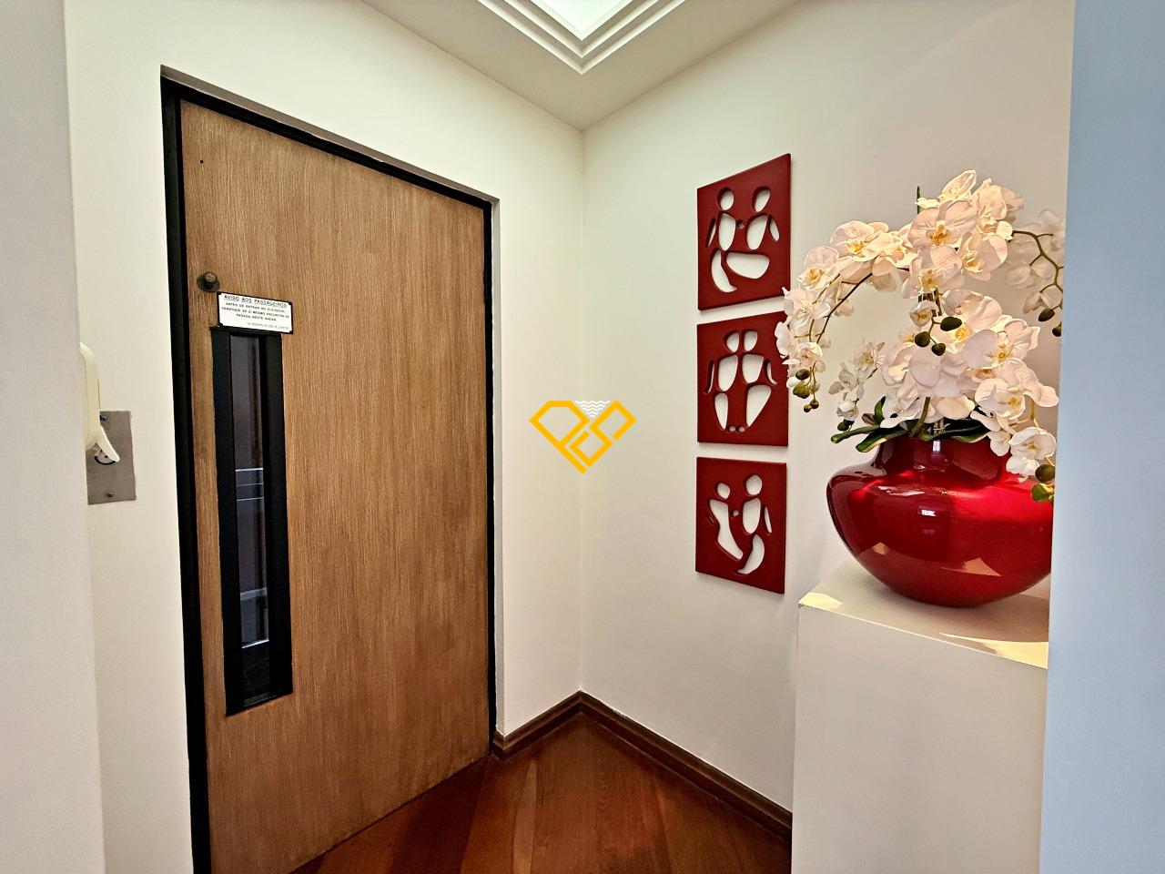 Apartamento à venda no Boqueirão: Hall privativo