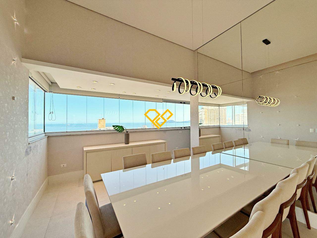 Cobertura à venda no Gonzaga: Sala