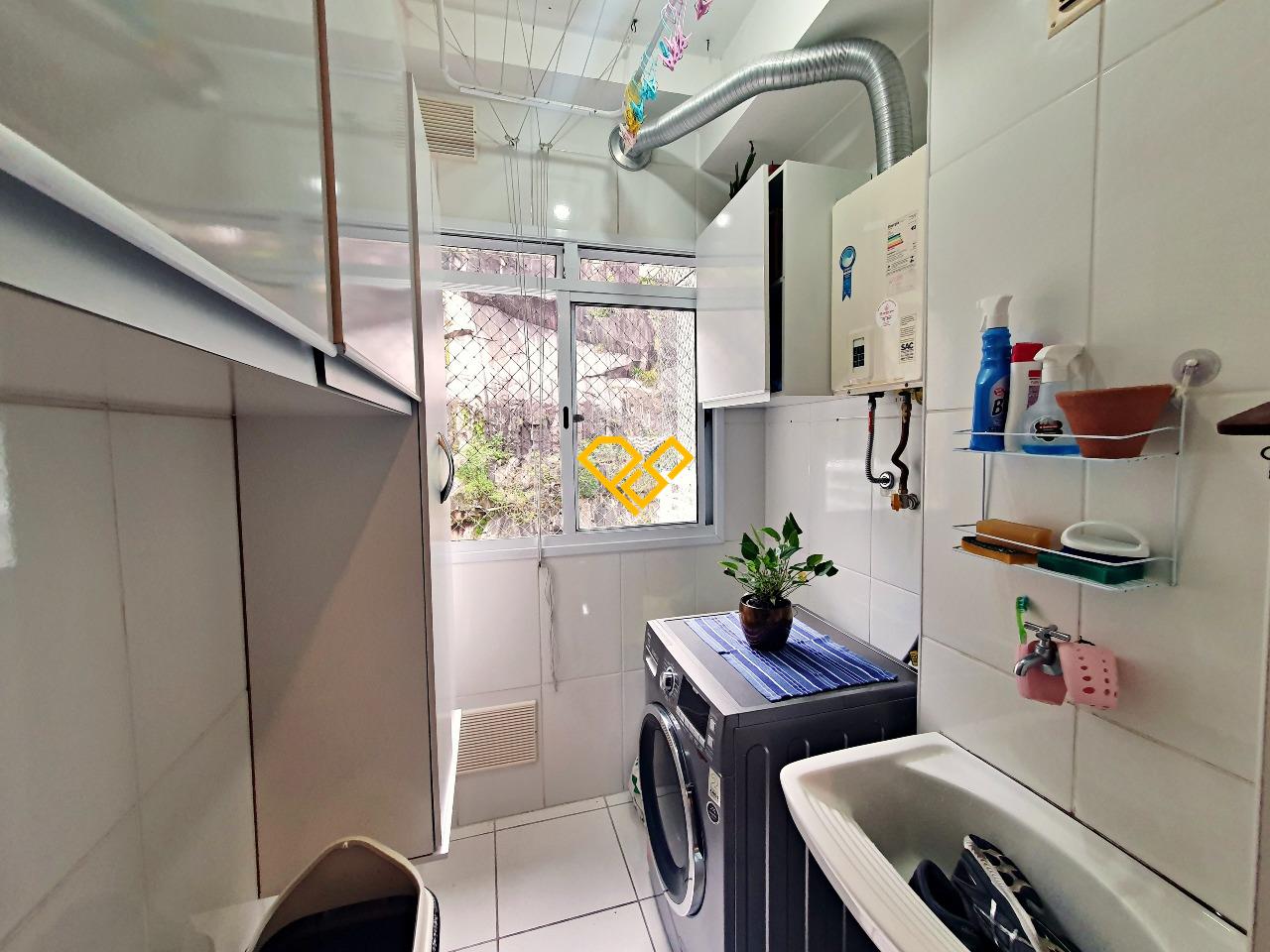 Apartamento à venda no Marapé: 