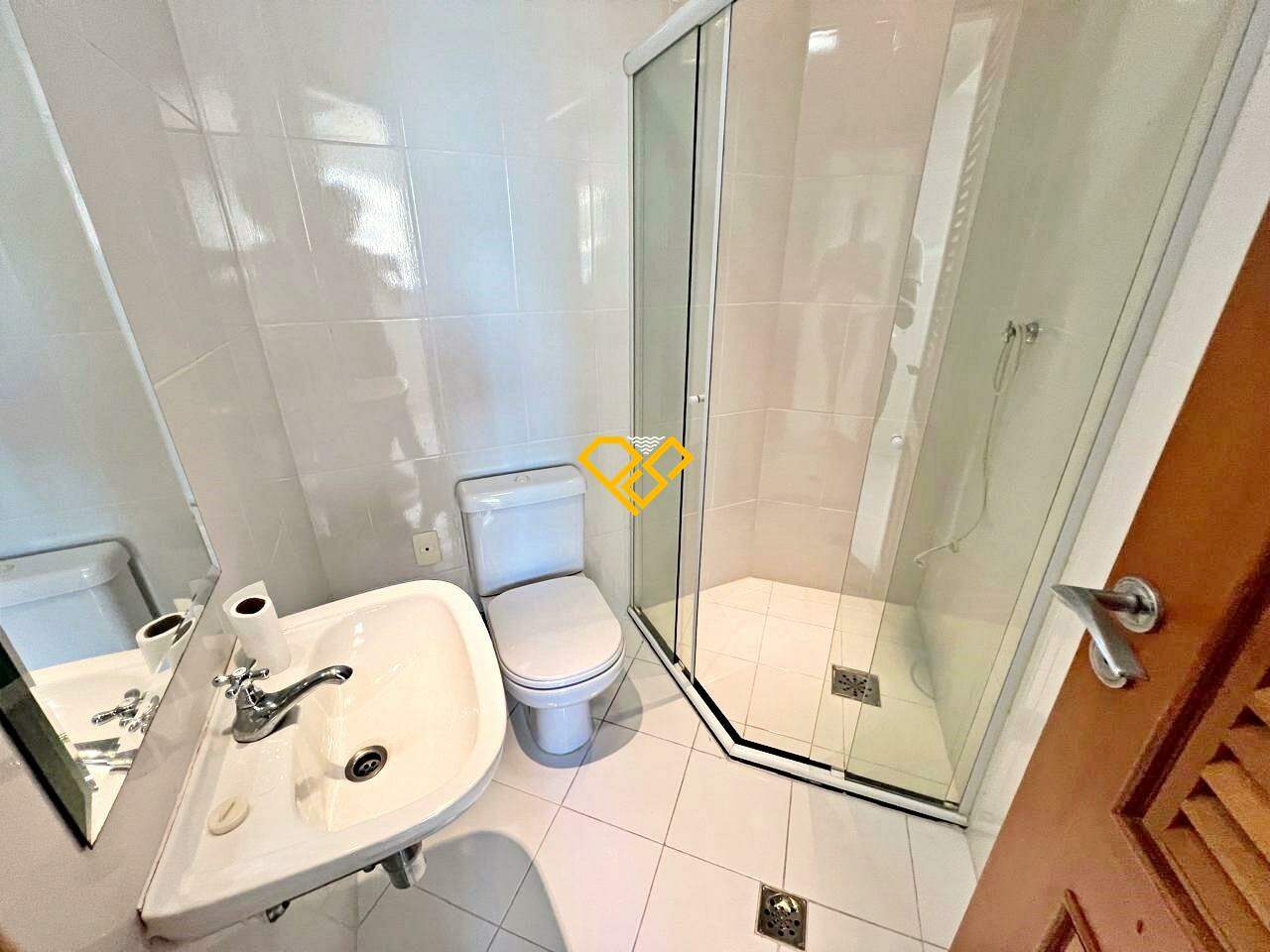 Apartamento à venda no Ponta da Praia: Wc suíte 2