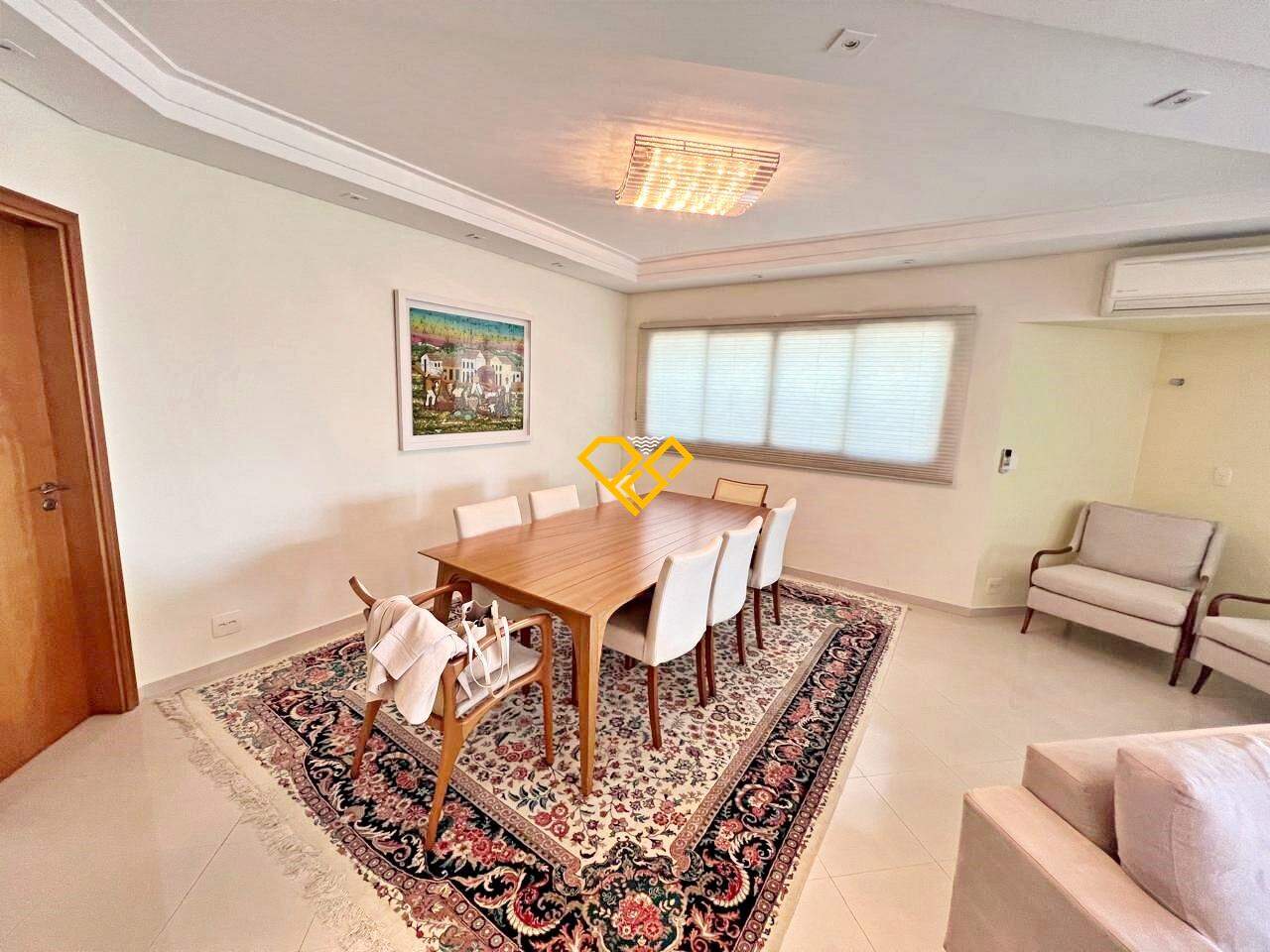 Apartamento à venda no Ponta da Praia: Sala