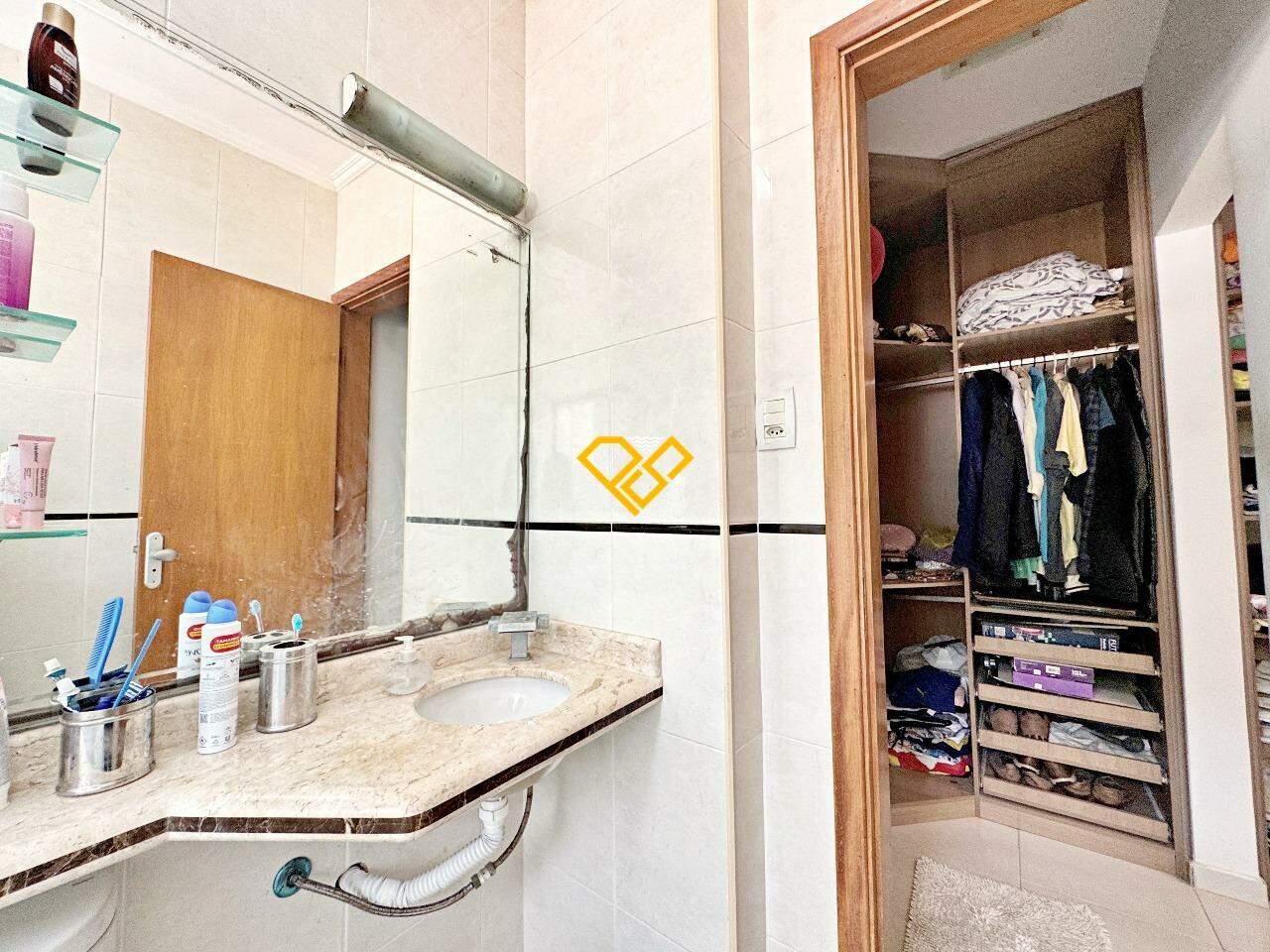 Cobertura à venda no Campo Grande: Closet