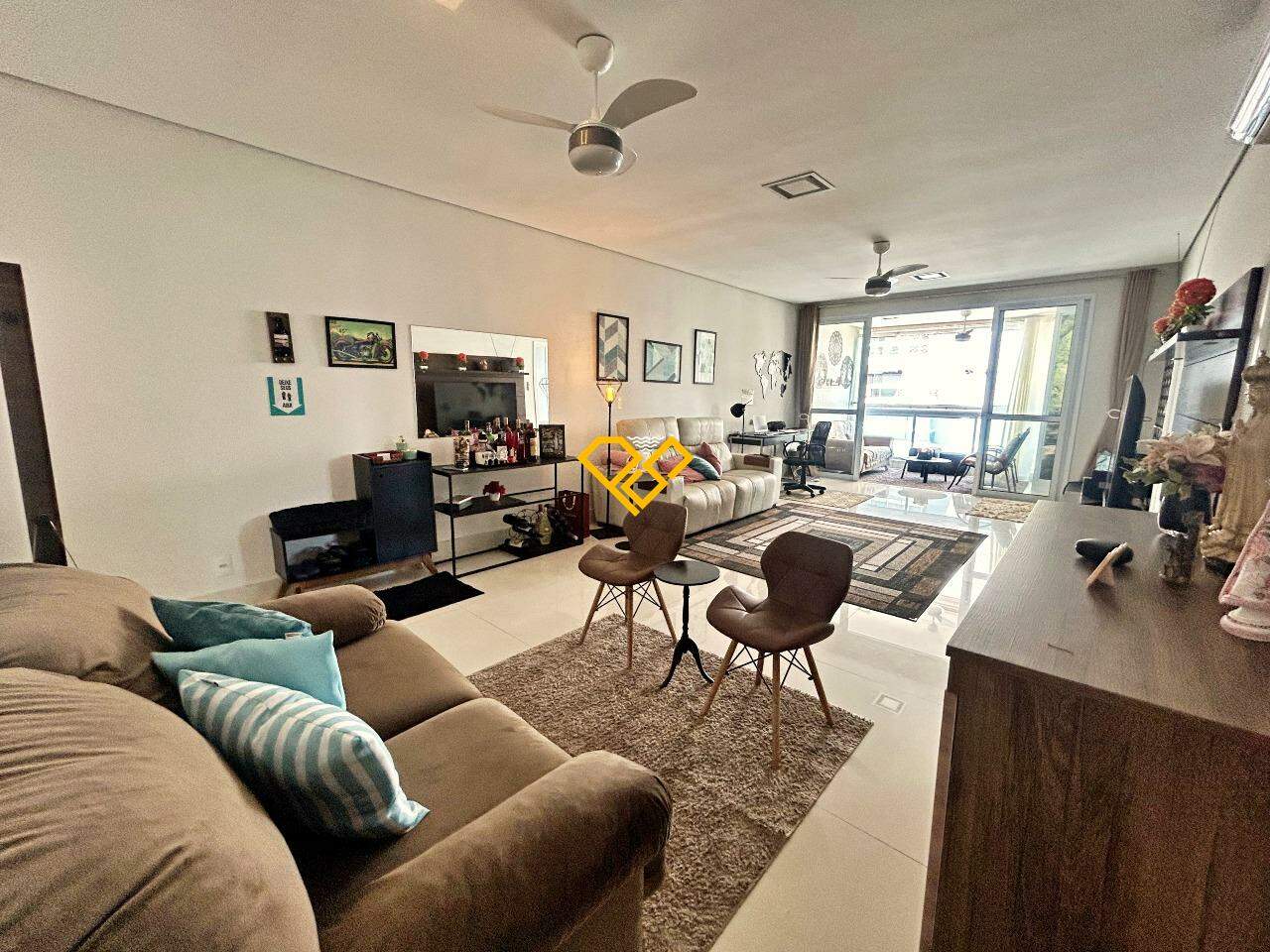 Apartamento à venda no Aparecida: Sala