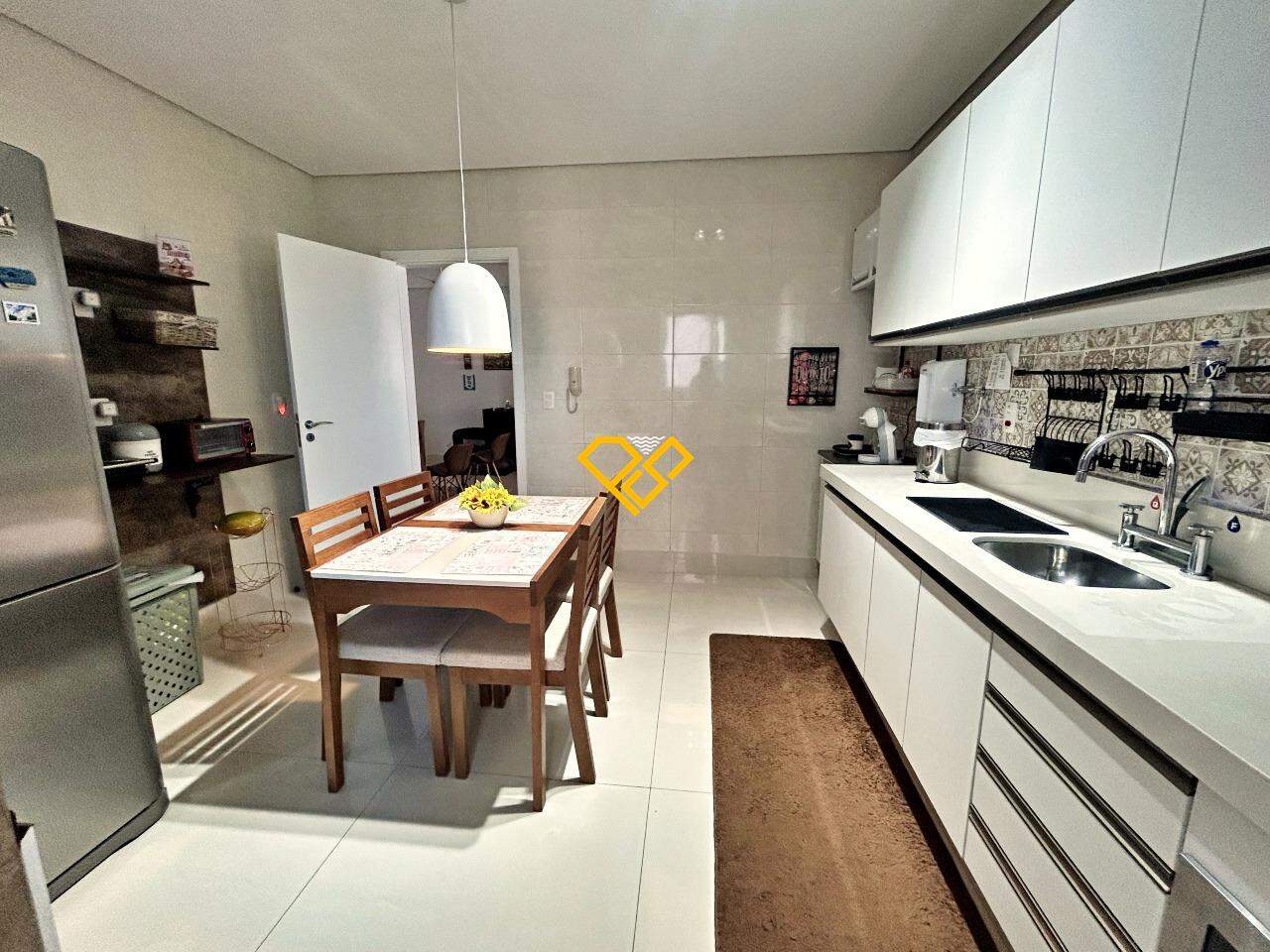 Apartamento à venda no Aparecida: Cozinha