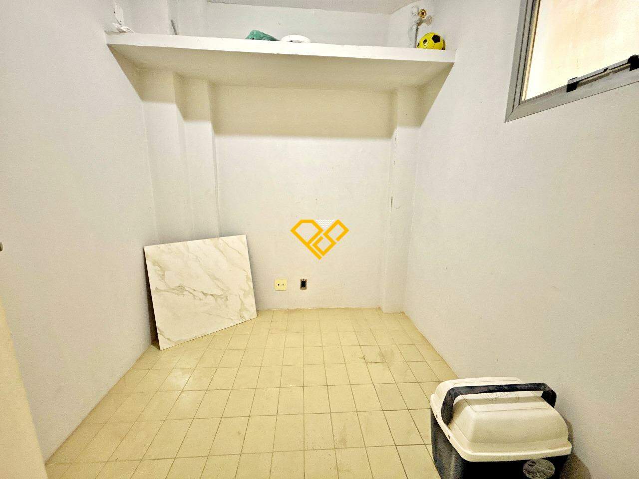 Apartamento à venda no Vila Rica: Dependência