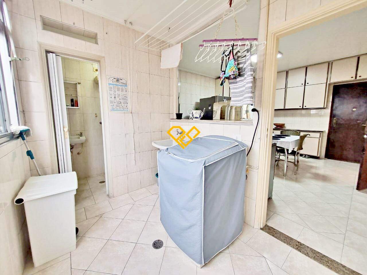 Apartamento à venda no Ponta da Praia: Área de serviço