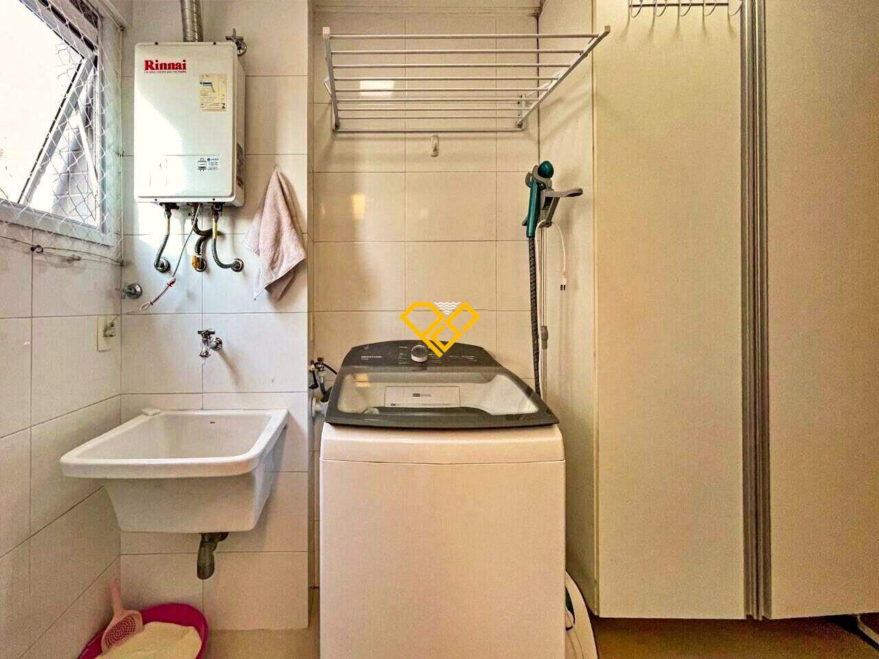 Apartamento à venda no Gonzaga: Área de serviço