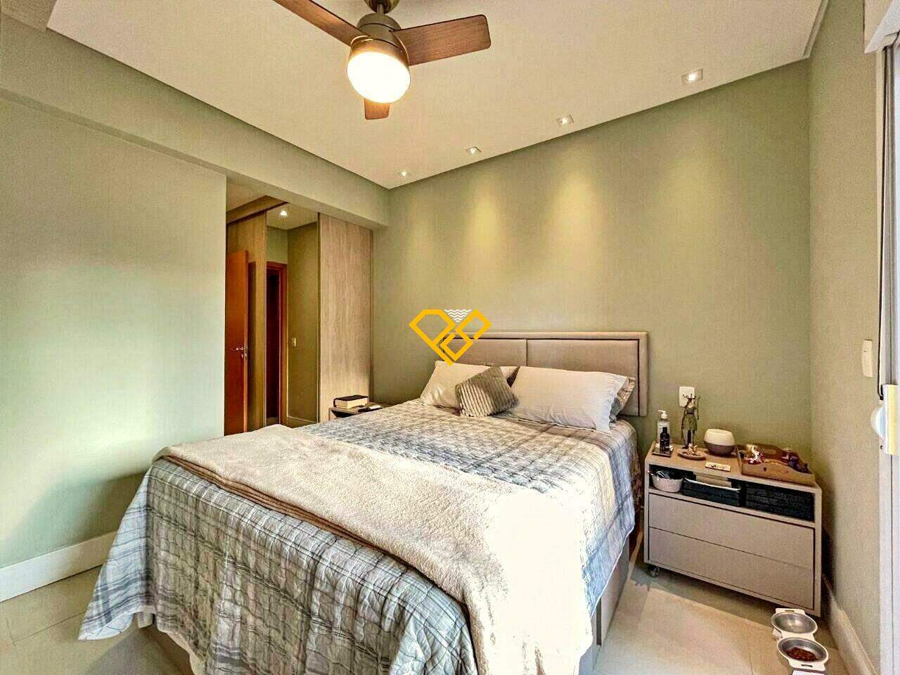 Apartamento à venda no Gonzaga: Suíte 1