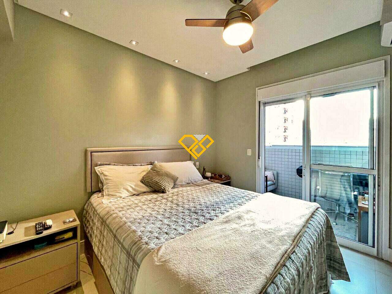 Apartamento à venda no Gonzaga: Suíte 1