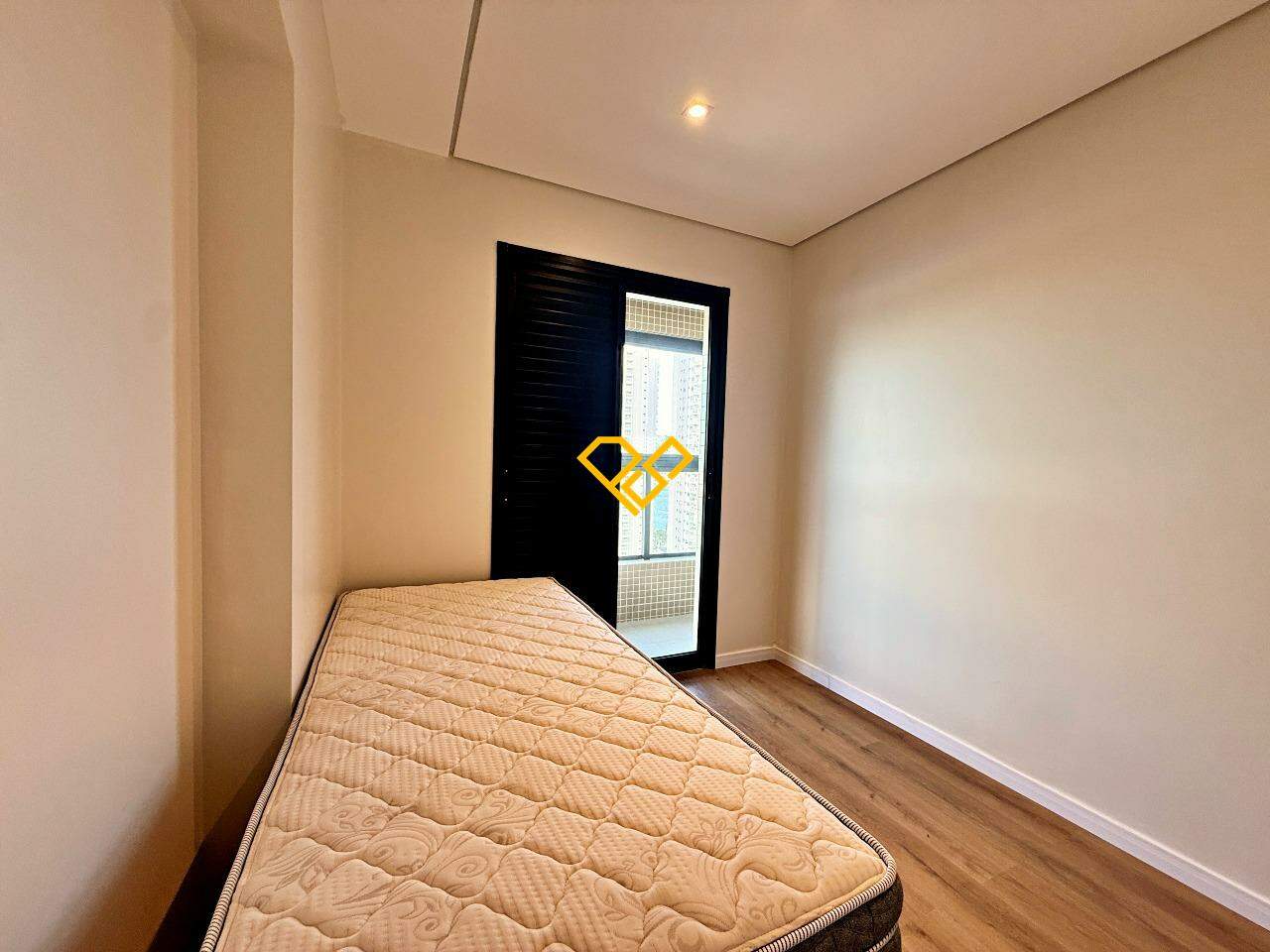 Apartamento à venda no Ponta da Praia: Dormitório 2