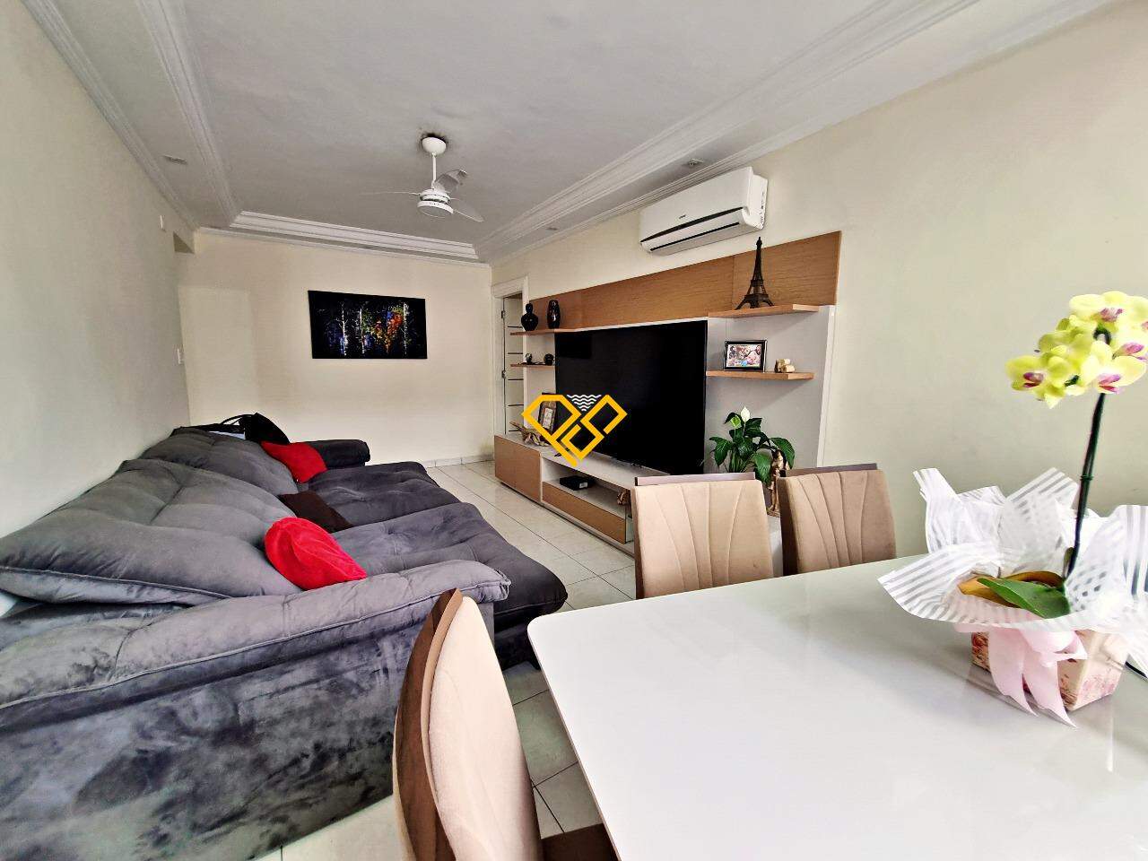 Apartamento à venda no Embaré: Sala