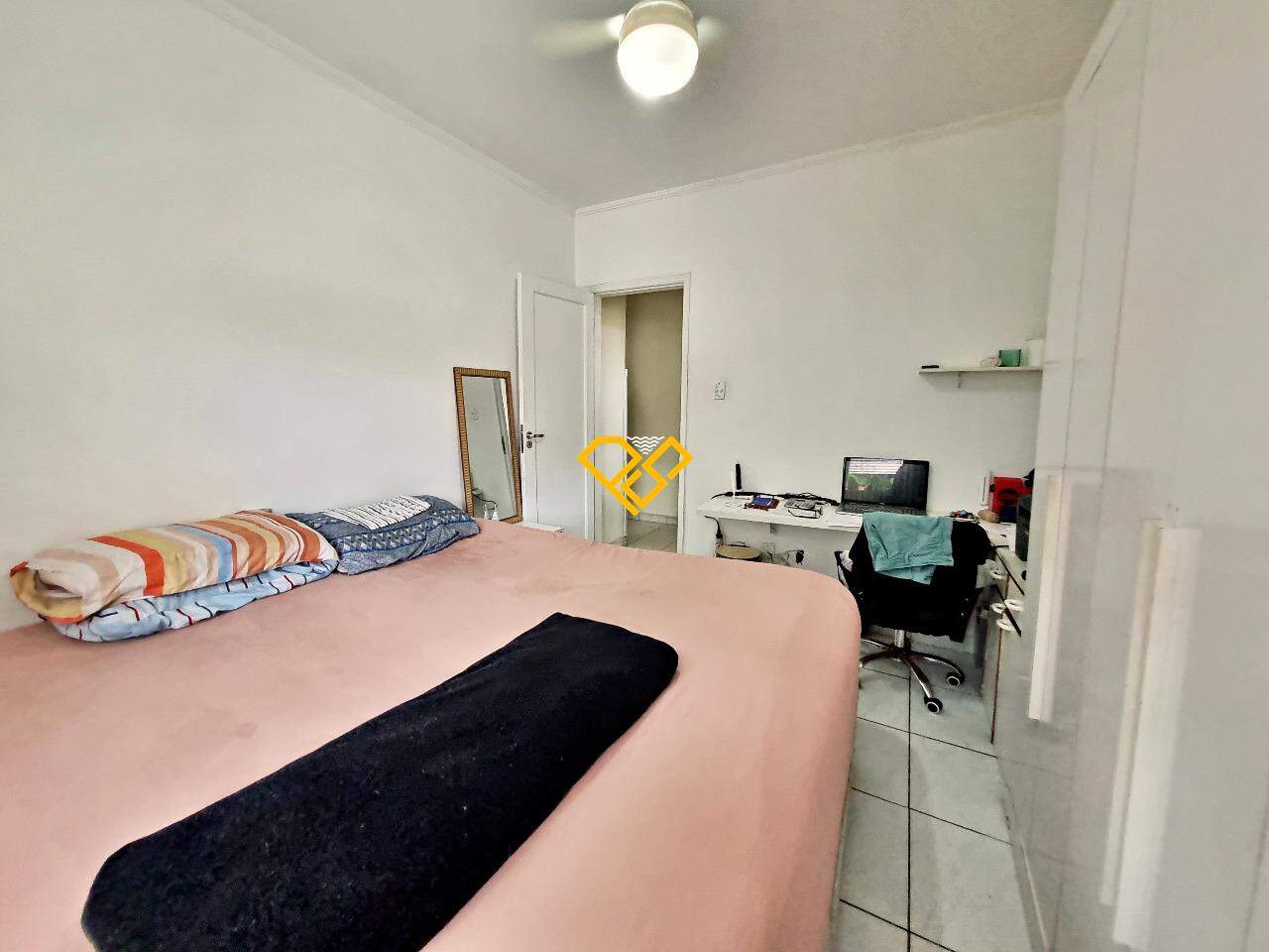 Apartamento à venda no Embaré: Dormitório 1