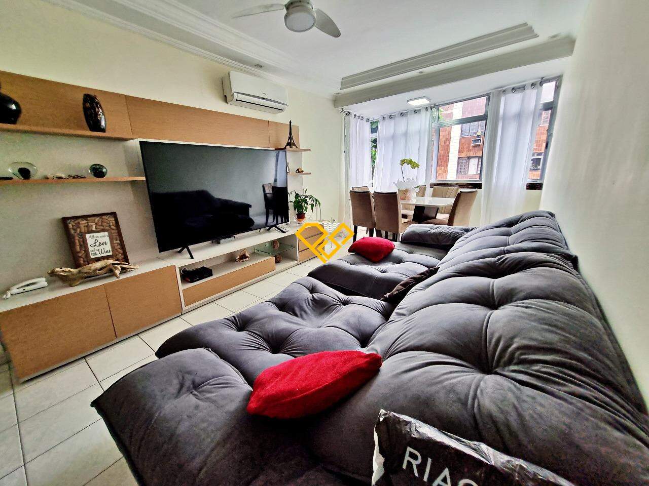 Apartamento à venda no Embaré: Sala