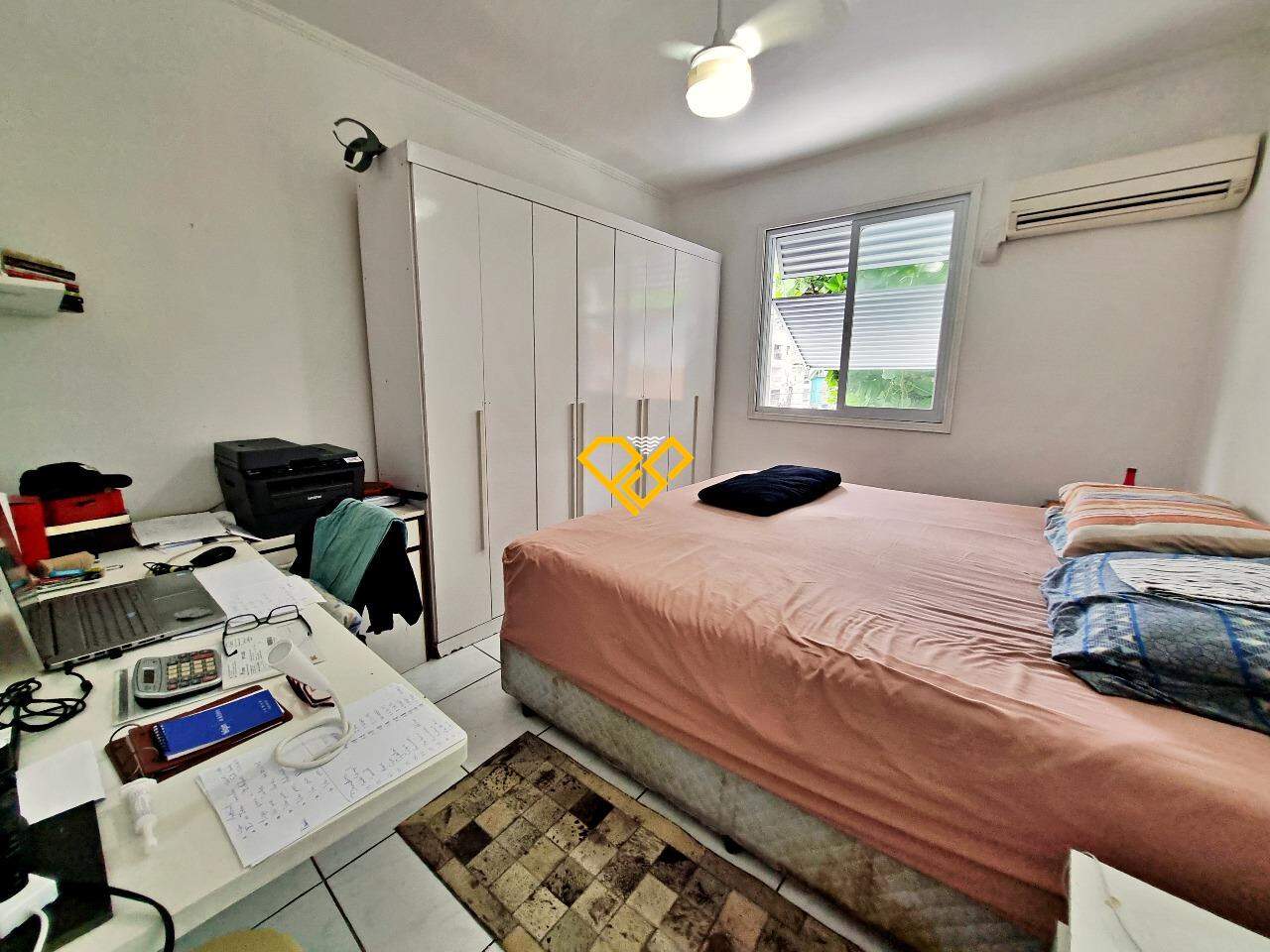 Apartamento à venda no Embaré: Dormitório 1