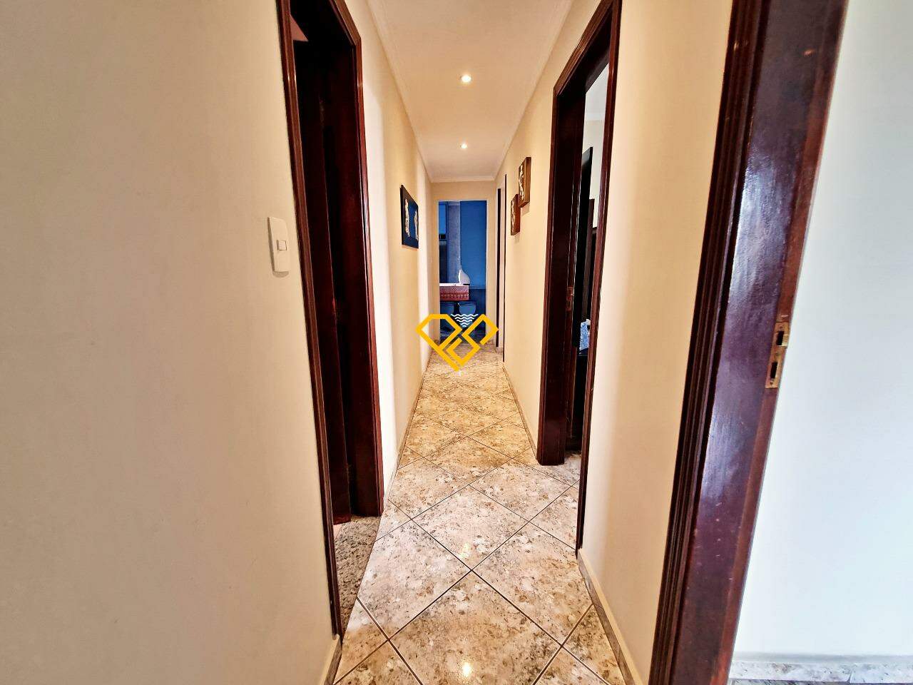 Apartamento à venda no Boqueirão: Corredor da área íntima
