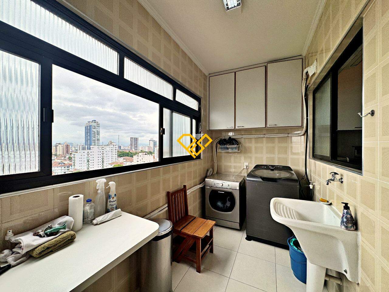 Cobertura à venda no Ponta da Praia: 