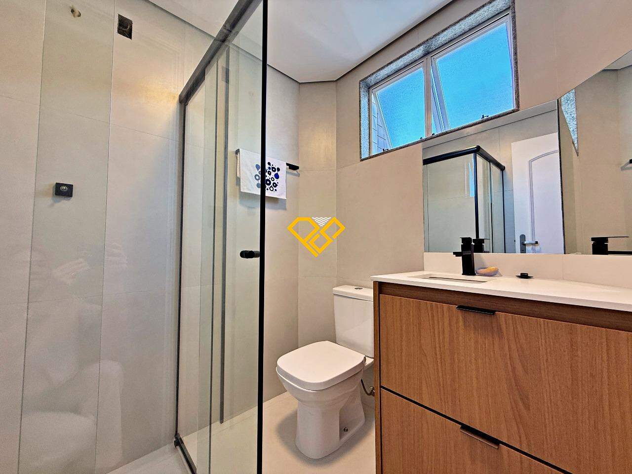 Apartamento à venda no Embaré: Wc de serviço