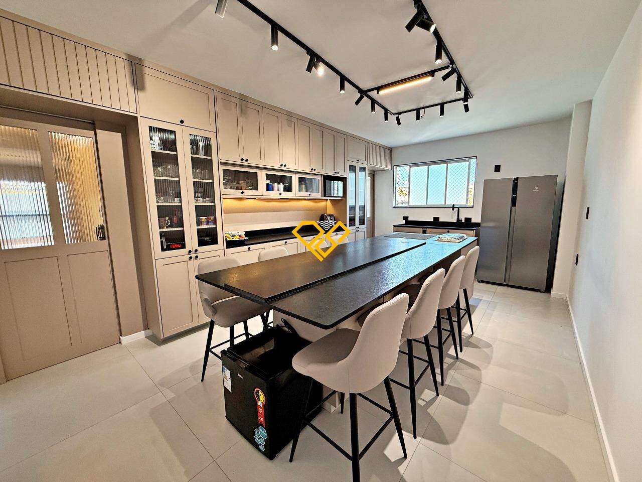 Apartamento à venda no Embaré: Cozinha