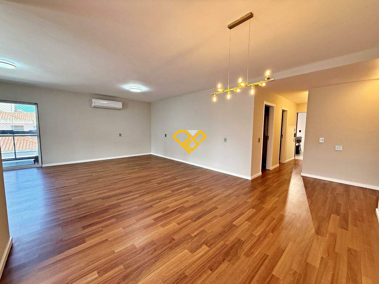 Apartamento à venda no Embaré: Sala