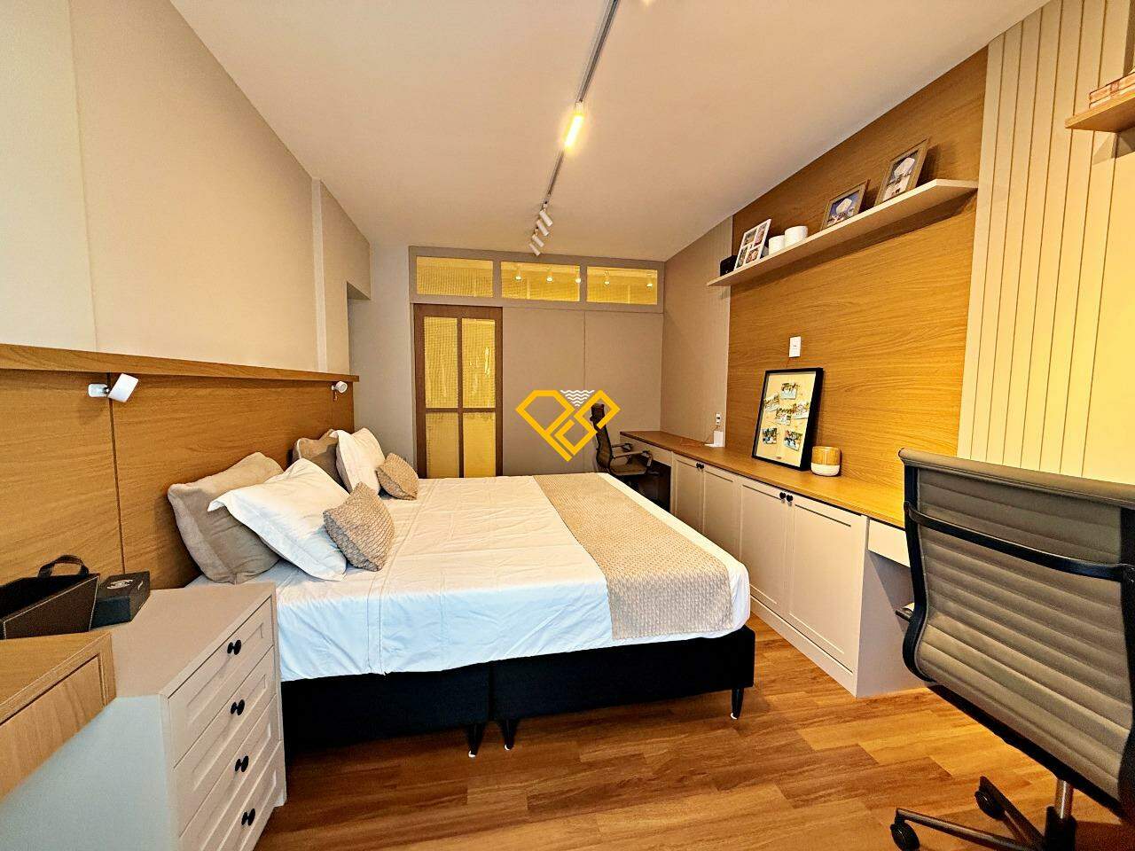 Apartamento à venda no Embaré: Suíte 1 - master