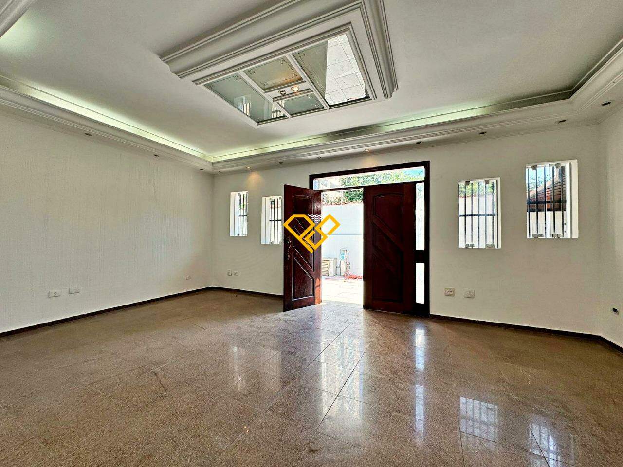 Casa para aluguel no Ponta da Praia: 