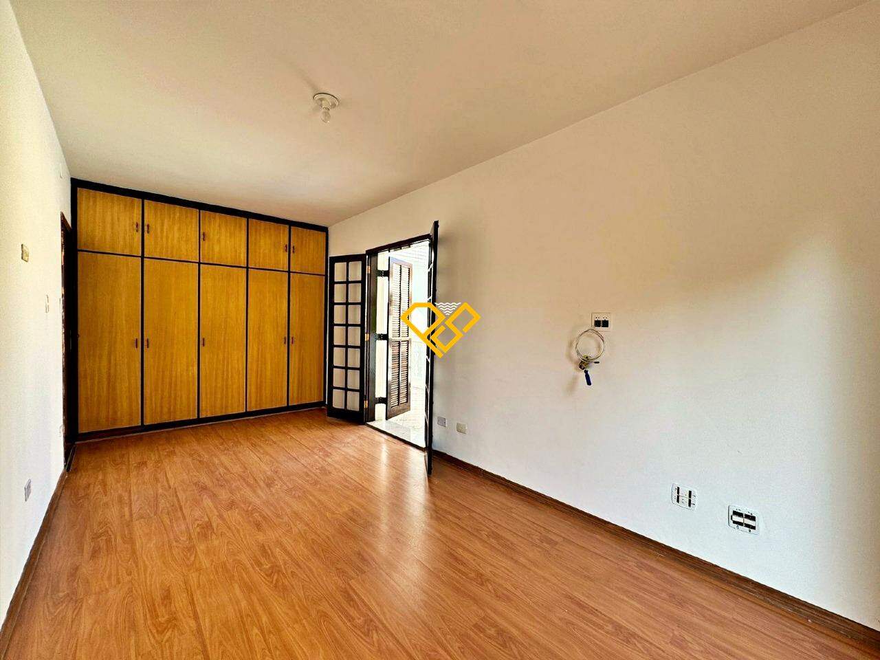 Casa para aluguel no Ponta da Praia: 