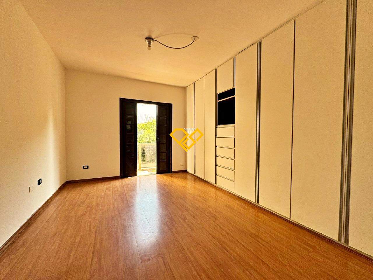 Casa para aluguel no Ponta da Praia: 