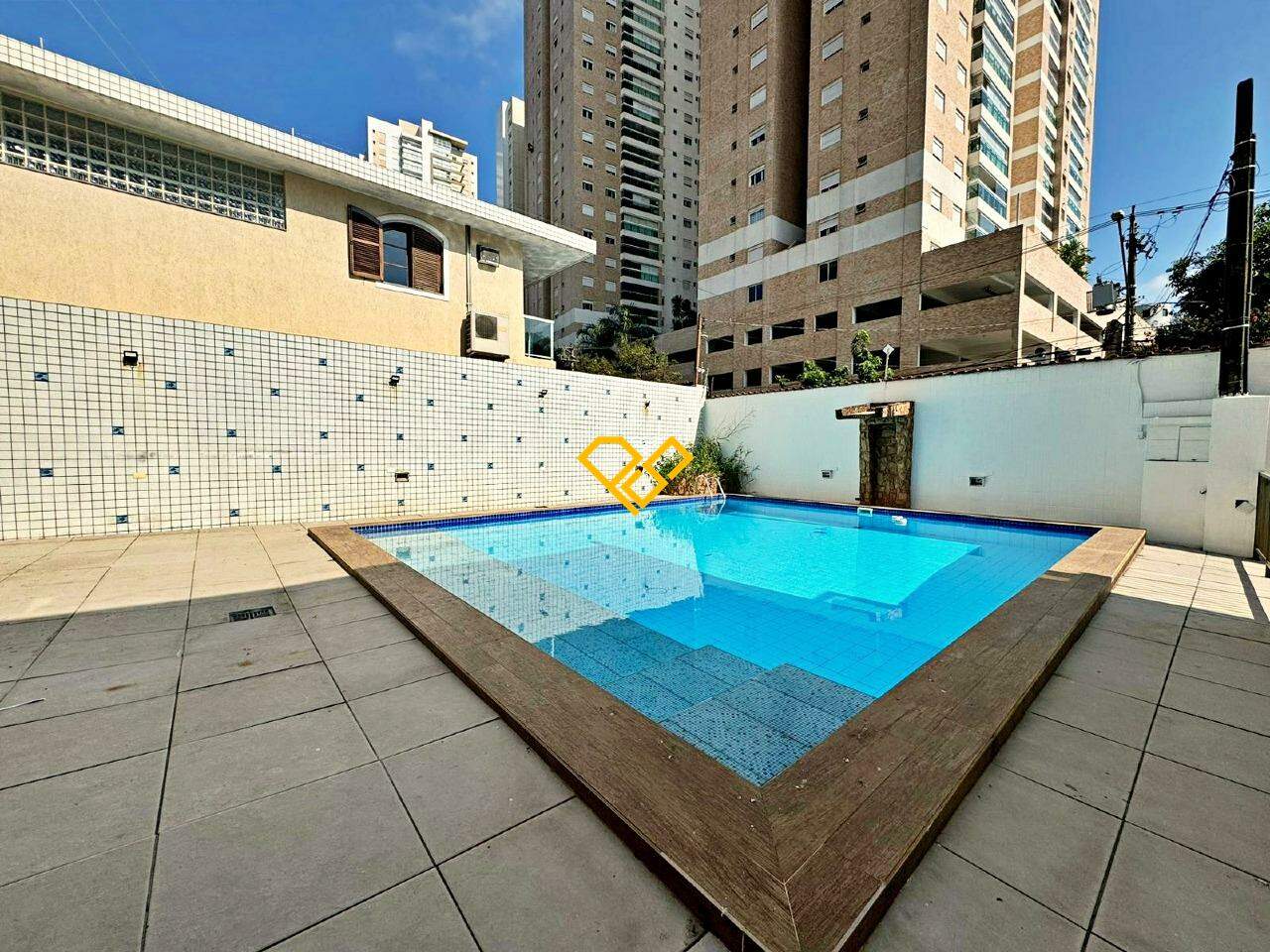 Casa para aluguel no Ponta da Praia: 