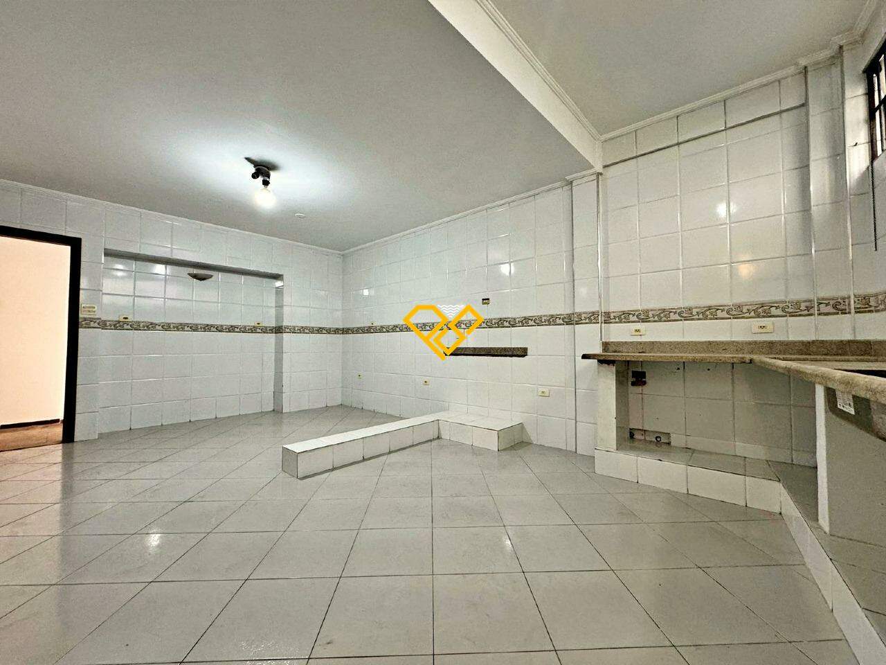 Casa para aluguel no Ponta da Praia: 