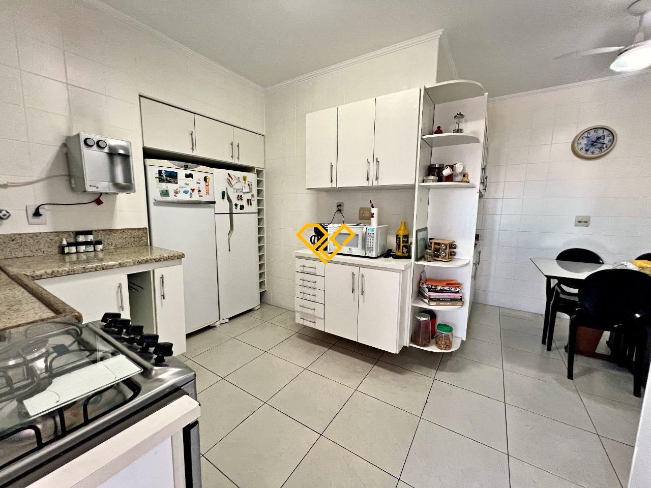 Cobertura à venda no Marapé: Cozinha