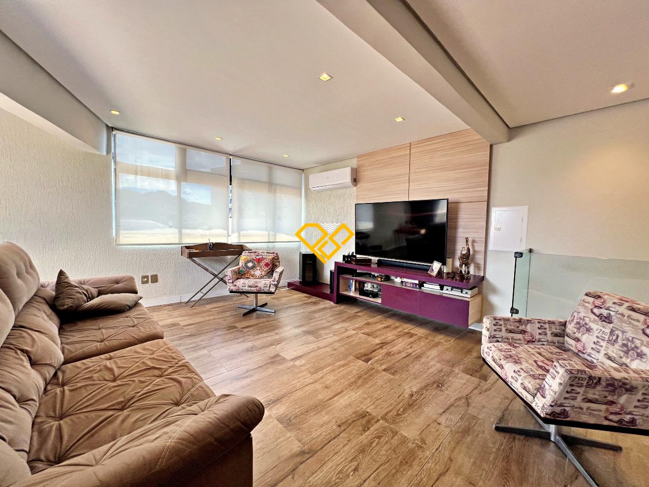 Cobertura à venda no Marapé: Sala